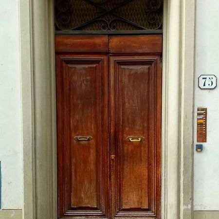 Residence Amalia Guelfa Firenze Esterno foto