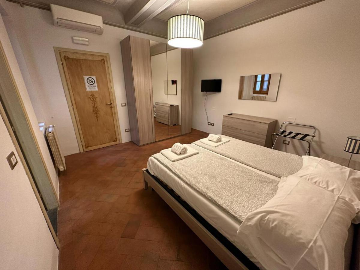 Residence Amalia Guelfa Firenze Esterno foto
