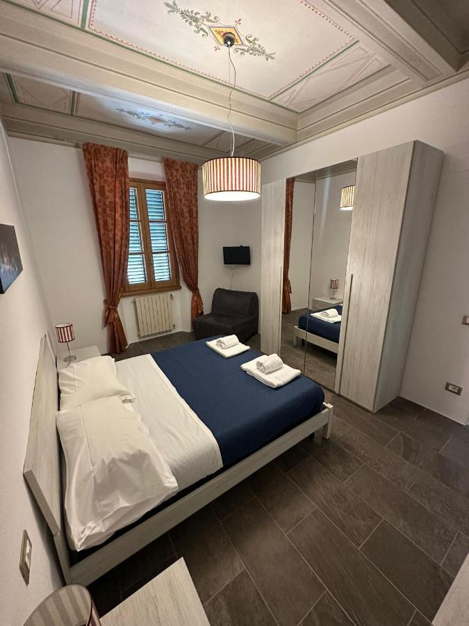 Residence Amalia Guelfa Firenze Esterno foto